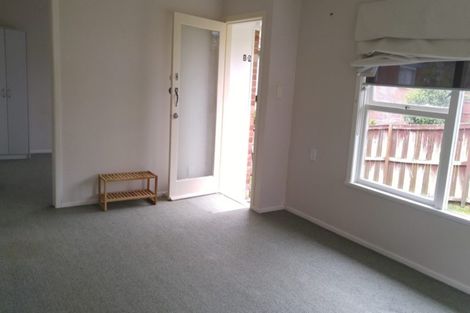 Photo of property in 1/5 Sudan Avenue, Milford, Auckland, 0620