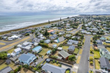 Photo of property in 31 Scott Avenue, Otaki Beach, Otaki, 5512