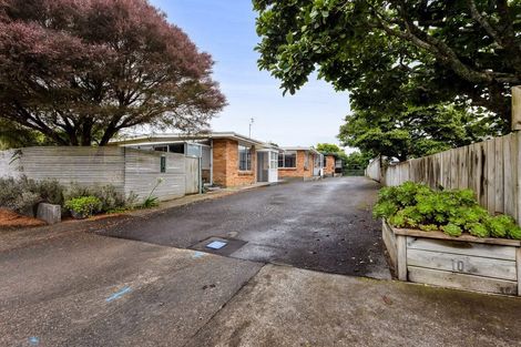 Photo of property in 3/10 Shortland Street, Lower Vogeltown, New Plymouth, 4310