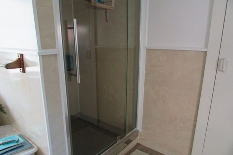 Photo of property in 2 Hawkhurst Road, Lyttelton, 8082