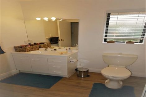 Photo of property in 3/30 Tuckers Road, Redwood, Christchurch, 8051