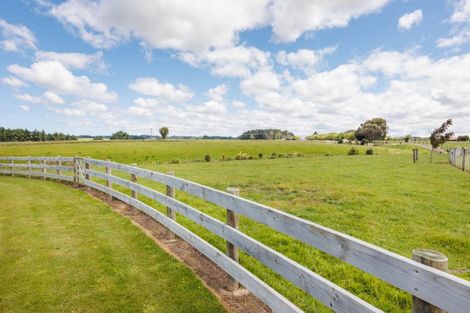 Photo of property in 760 Halcombe Road, Halcombe, Feilding, 4775