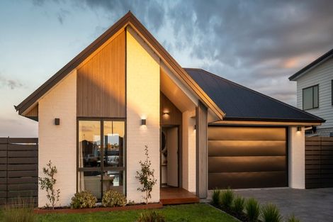 Photo of property in 10 Hauhake Terrace, Leamington, 3495