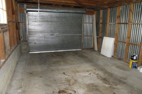 Photo of property in 35 Mary Street, Winton, 9720