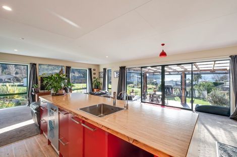 Photo of property in 2 Hector Close, Kingston, Athol, 9793