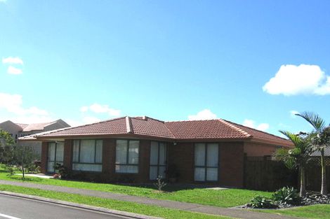Photo of property in 23 Riverstone Road, Te Atatu Peninsula, Auckland, 0610