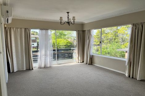 Photo of property in 18 Maxwelton Drive, Mairangi Bay, Auckland, 0630