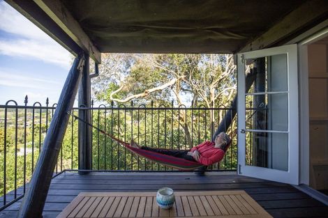 Photo of property in 1 Bay View Road, Raglan, 3225