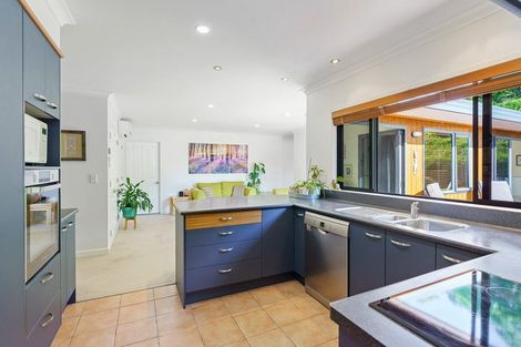 Photo of property in 4 Leanne Way, Waikanae Beach, Waikanae, 5036