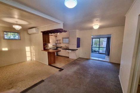 Photo of property in 4 Brian Crescent, Stanmore Bay, Whangaparaoa, 0932