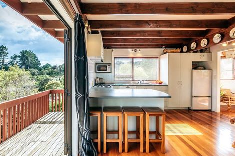 Photo of property in 25 Eden Terrace, Onetangi, Waiheke Island, 1081