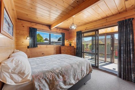 Photo of property in 13 Knights Grove, Otaki, 5512