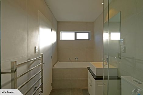 Photo of property in 29 Meritage Lane, Te Atatu South, Auckland, 0610