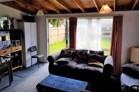 Photo of property in 1/82 Porchester Road, Papakura, 2110