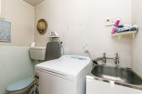 Photo of property in 7 Caroline Street, Mount Victoria, Wellington, 6011