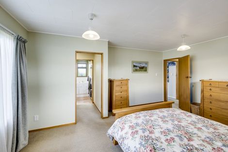 Photo of property in 15 Southwark Avenue, Tamatea, Napier, 4112