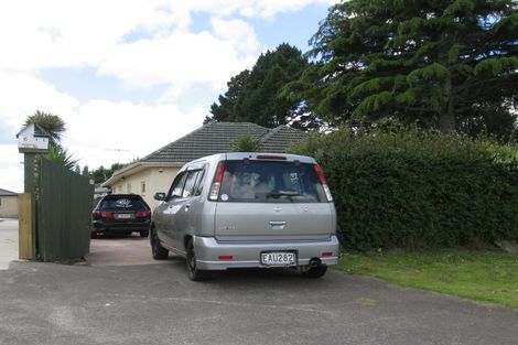 Photo of property in 2/16 Gordon Road, Papatoetoe, Auckland, 2025