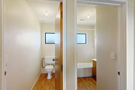 Photo of property in 17 Kitchener Street, Te Horo Beach, Otaki, 5581