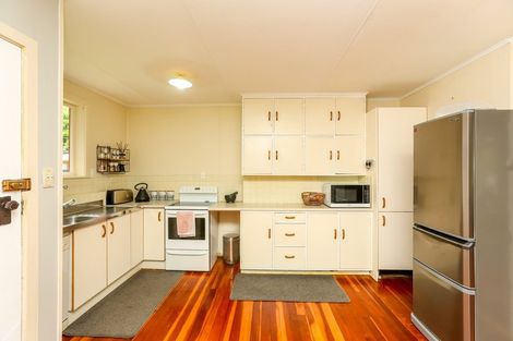 Photo of property in 1a Ward Place, Marfell, New Plymouth, 4310