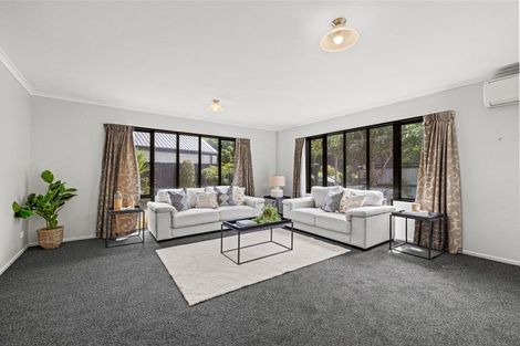 Photo of property in 15 Willoughby Lane, Parklands, Christchurch, 8083