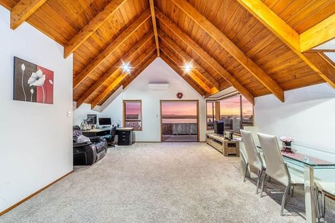 Photo of property in 2/164 Rangatira Road, Beach Haven, Auckland, 0626