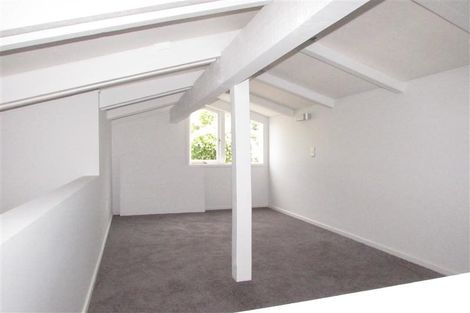 Photo of property in 46 Grenada Avenue, Forrest Hill, Auckland, 0620
