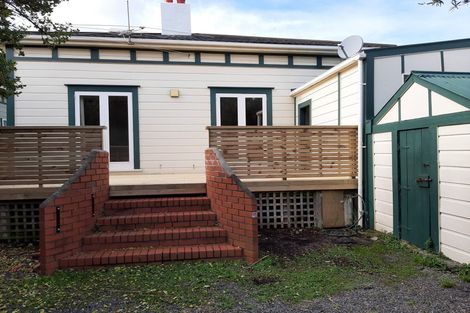 Photo of property in 136 Clyde Street, Island Bay, Wellington, 6023