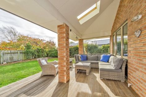 Photo of property in 6 Stanwood Grove, Darfield, 7510