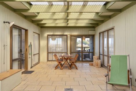 Photo of property in 14 Ewan Place, Taradale, Napier, 4112