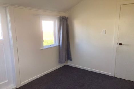 Photo of property in 7-8/26 Main Road, Titahi Bay, Porirua, 5022
