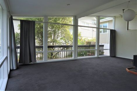 Photo of property in 9 Ardross Avenue, Khandallah, Wellington, 6035