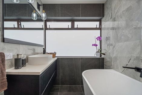Photo of property in 53 Catherine Crescent, Whitianga, 3510