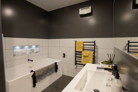 Photo of property in 19 Longwood Drive, Winton, 9720