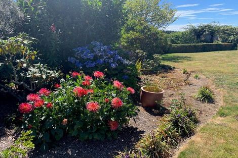 Photo of property in 289 Upland Road, Tarurutangi, New Plymouth, 4372