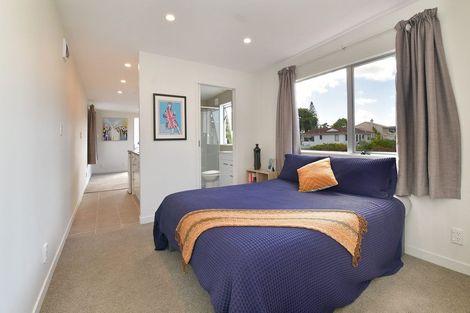 Photo of property in 112a Pacific Parade, Army Bay, Whangaparaoa, 0930