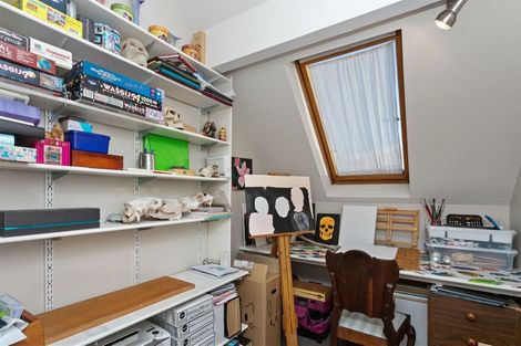 Photo of property in 77 Regency Crescent, Redwood, Christchurch, 8051