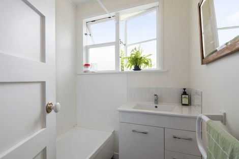 Photo of property in 243 Kawai Street South, Nelson South, Nelson, 7010