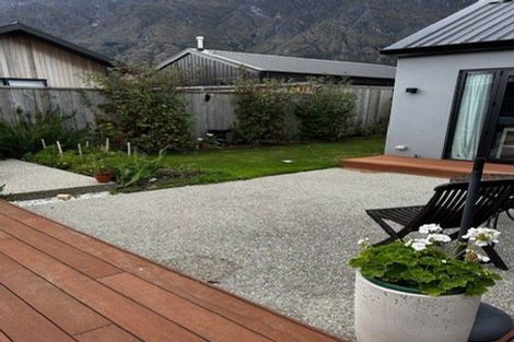 Photo of property in 64 Muster Road, Jacks Point, 9371