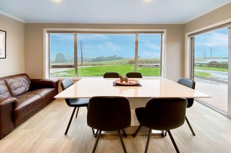 Photo of property in 20 Monteith Street, Halcombe, 4779