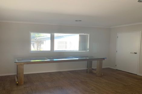 Photo of property in 37a Great South Road, Papakura, 2110