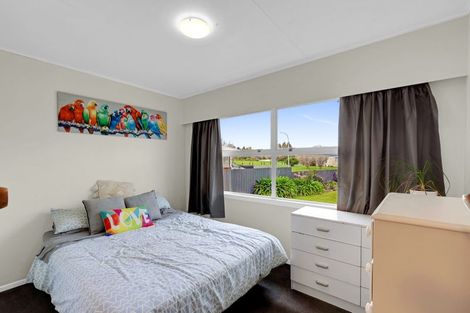 Photo of property in 25 Dalton Crescent, Dinsdale, Hamilton, 3204