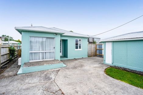 Photo of property in 19a Grey Street, Waitara, 4320