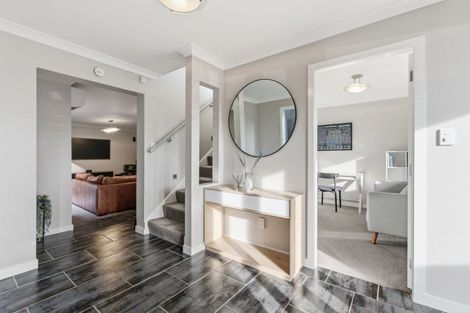 Photo of property in 225 Muritai Road, Eastbourne, Lower Hutt, 5013