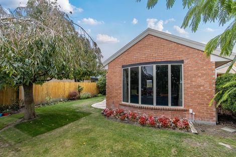 Photo of property in 26 Parkinson Place, Woodend, 7610