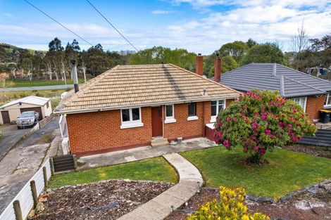 Photo of property in 26 Waldron Crescent, Green Island, Dunedin, 9018