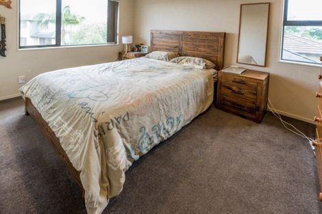 Photo of property in 53 Turnberry Drive, Wattle Downs, Auckland, 2103