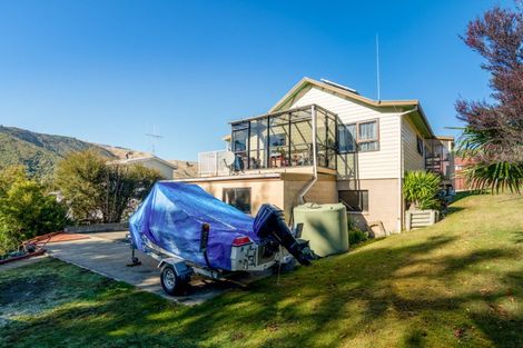 Photo of property in 2 Kavanagh Place, Havelock, 7100