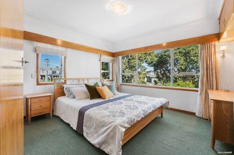 Photo of property in 30 Devon Road, Bucklands Beach, Auckland, 2012