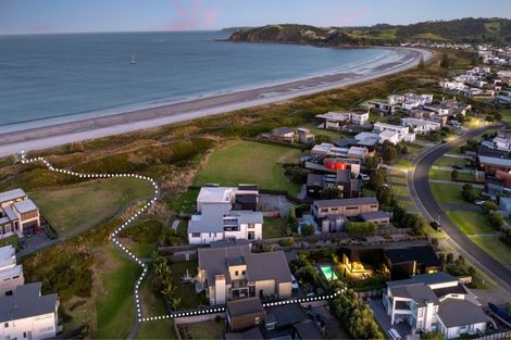 Photo of property in 31 Kewai Street, Omaha, 0986