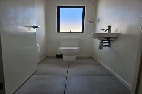 Photo of property in 2 Serene Place, Gulf Harbour, Whangaparaoa, 0930